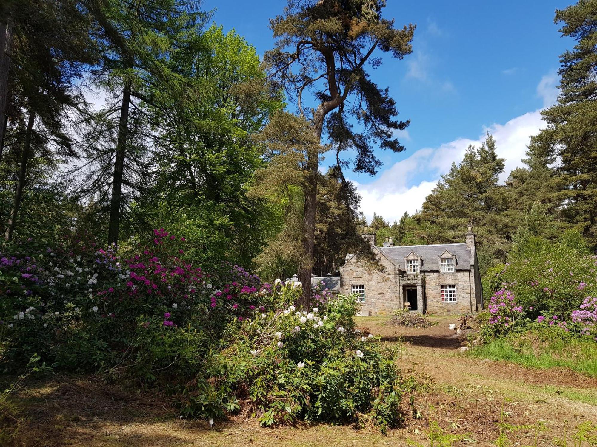 Cambus O' May Traditional Highland Hotel Ballater Zewnętrze zdjęcie